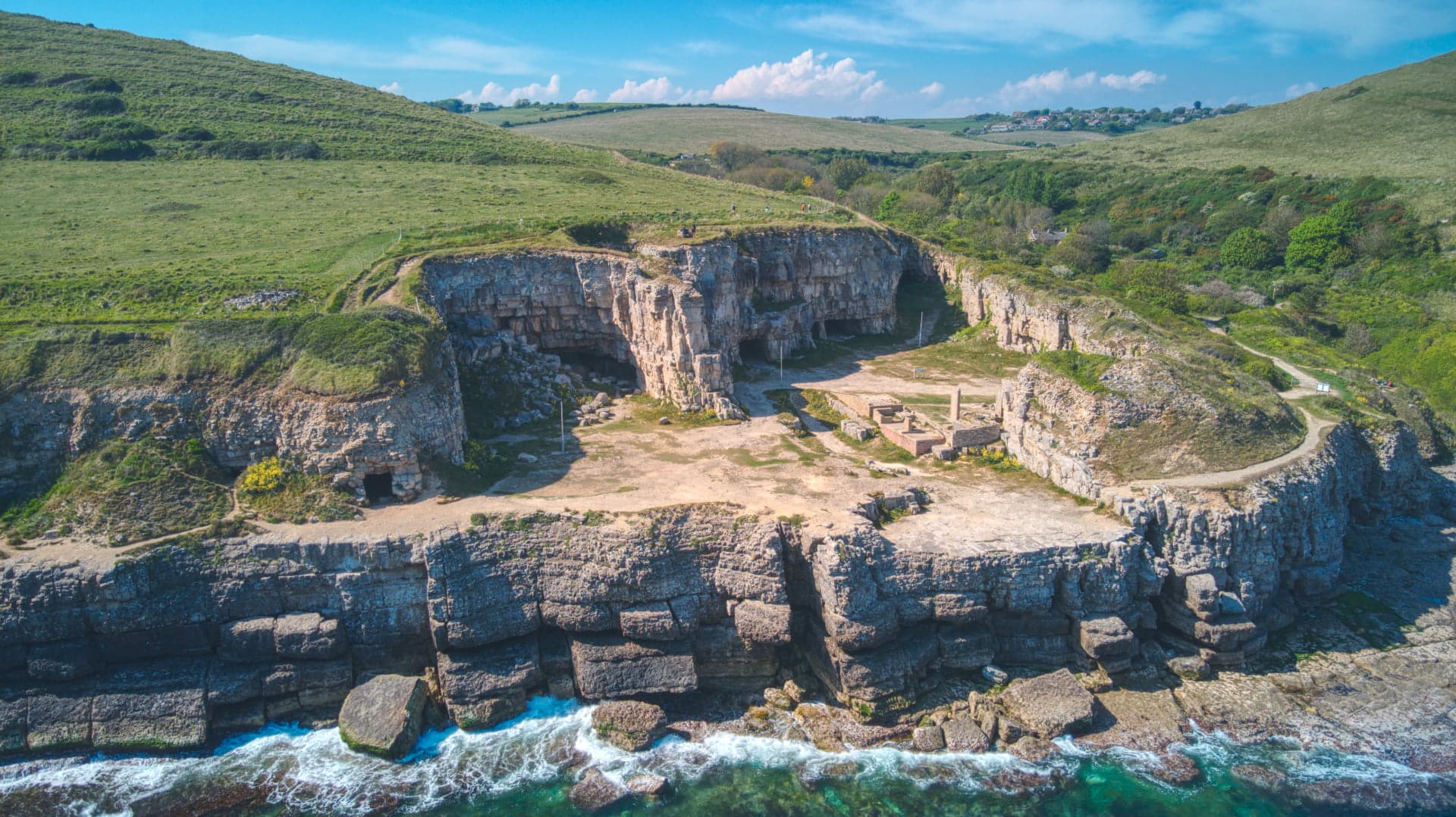 Winspit Quarry: Dorset's Eerie Beauty & Hidden Caves